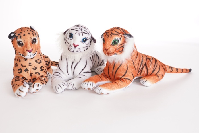 Plysch rovdjur sortiment ca 23 cm